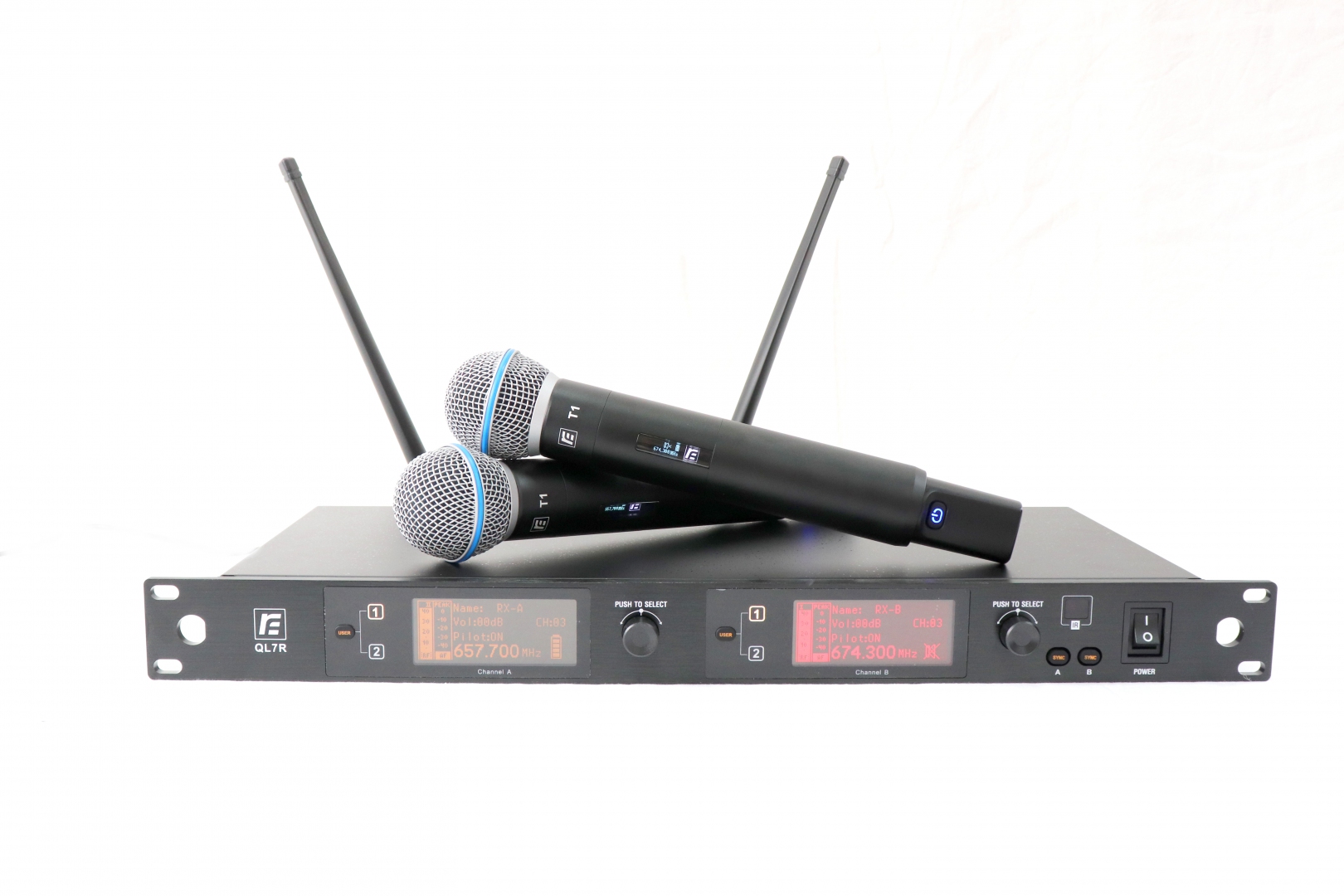 RFIntell QL7R/T1-A 651,800-683,400 МГц 2-канальная радиосистема с 2-мя ручными микрофонами в Тамани